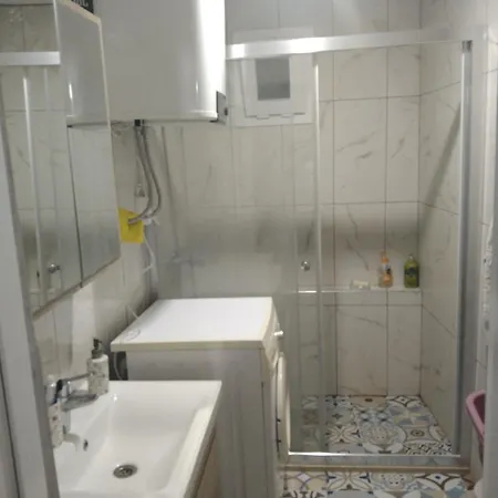 Appartement Yalikavakta Muhtesem Deniz Manzarali Bahceli *