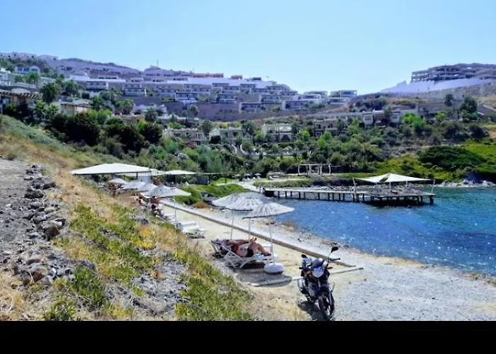 Appartement Yalıkavakta Muhteşem Deniz Manzaralı Bahçeli *