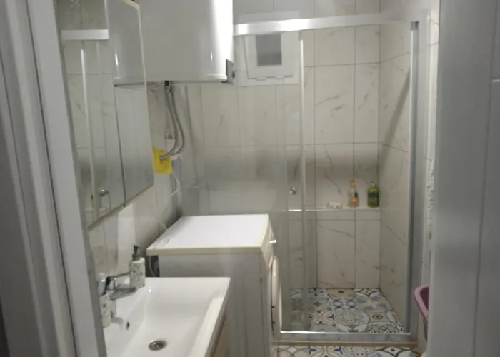 Appartement Yalikavakta Muhtesem Deniz Manzarali Bahceli *